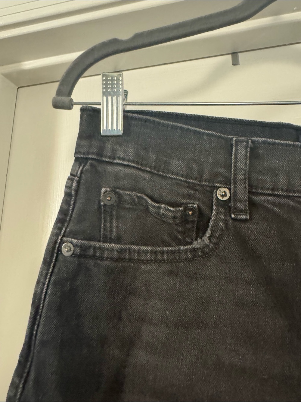 GAP Black Cropped Cheeky Straight Leg Jeans - Picture 3 of 14
